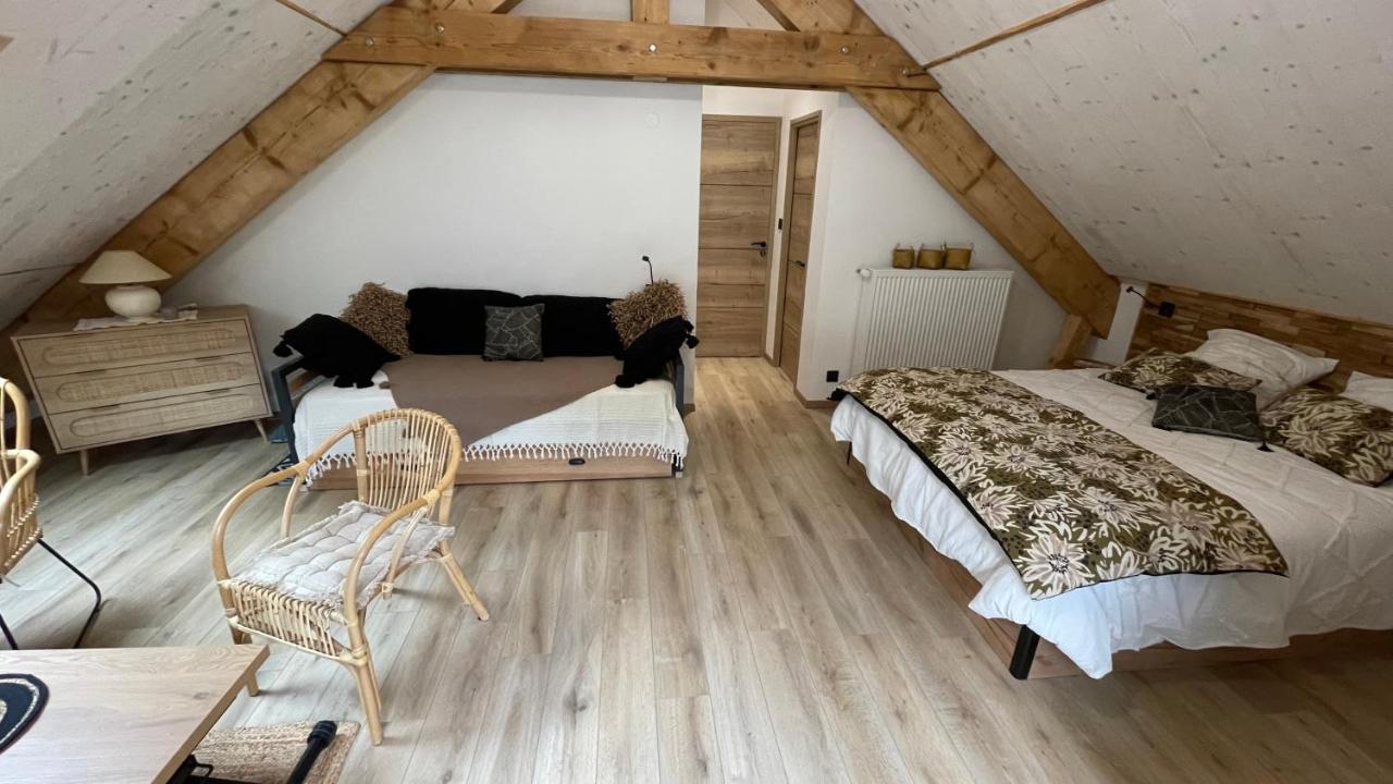 Chambres D'Hotes Les Chambres D'Elsa 알비에즈-몽트롱 외부 사진